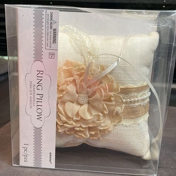 AMSCAN Wedding Ring Bearer Pillow Rustic Floral Beaded Off White & Beige - Picture 1 of 5